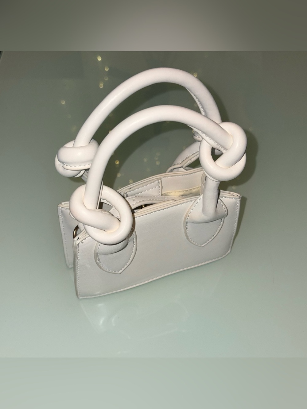 Minimalist White Knot-Handle Women's Purse